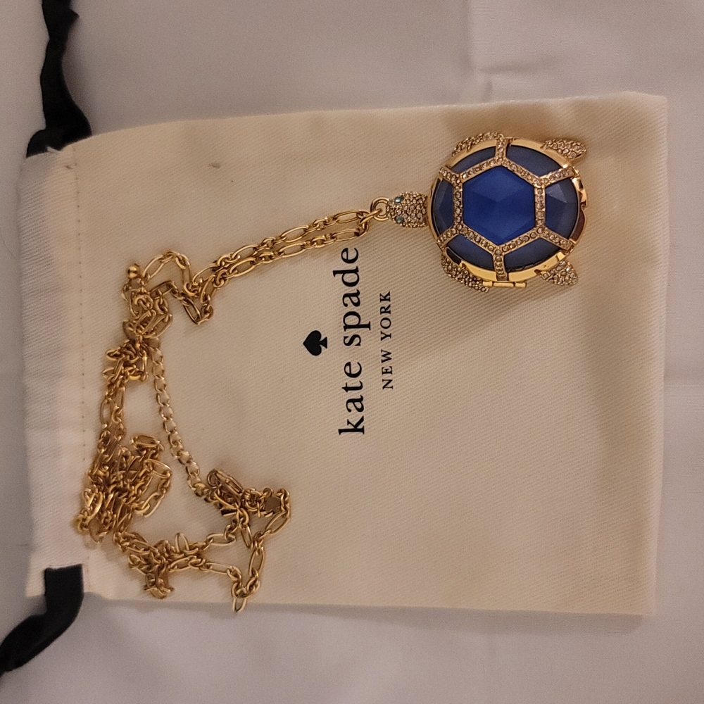 KATE SPADE • Paradise Found Turtle Locket Necklace